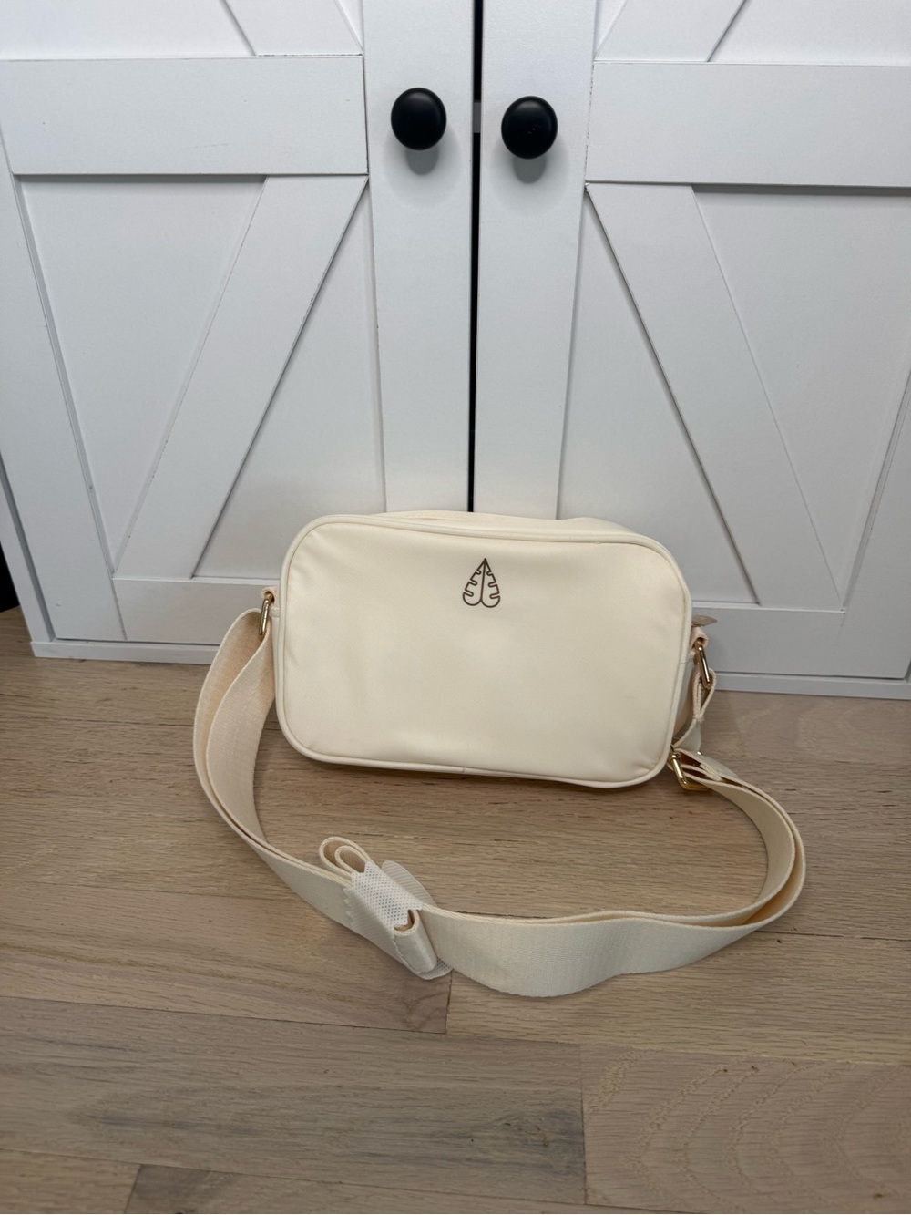 Biosaance Crossbody Bag